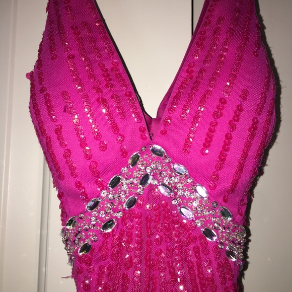 David’s bridal Pink mermaid prom dress - Picture 4 of 5